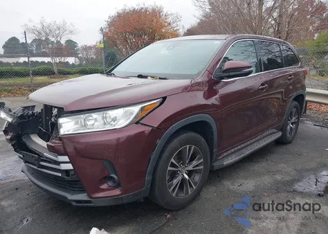 2018 Toyota Highlander Le из США, поврежденный, VIN 5TDZARFH5JS039655